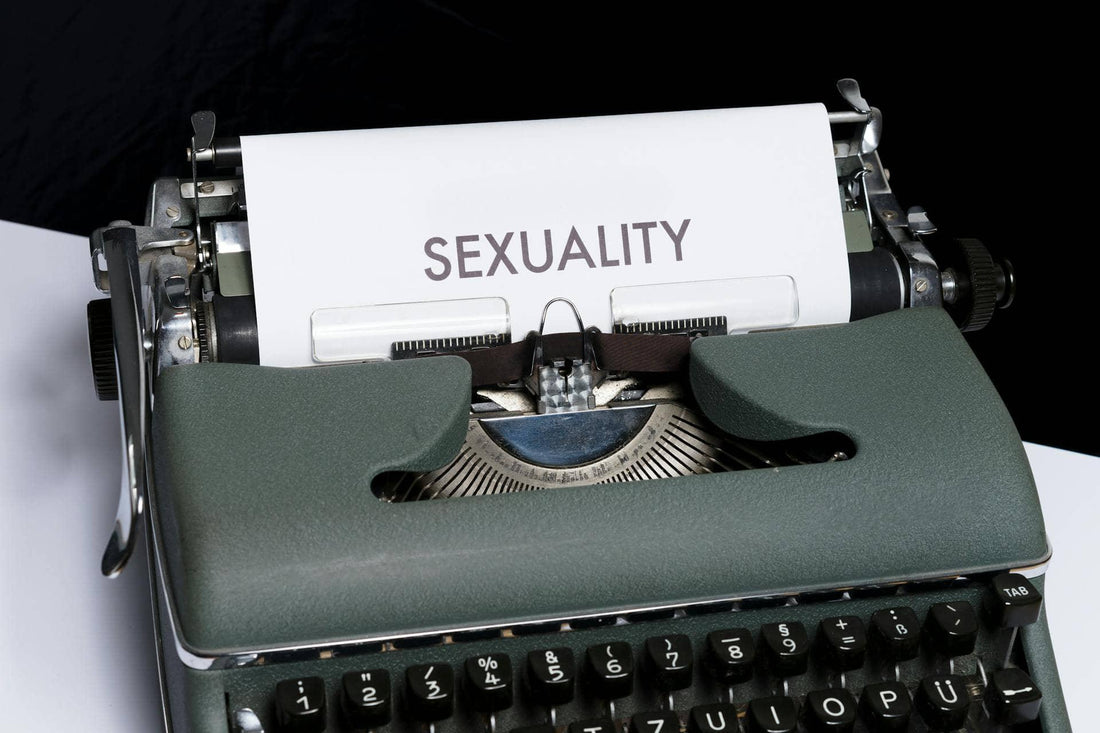 machine à écrire qui écrit "sexuality"